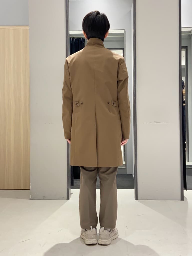 わいずみさんの「TAKEO KIKUCHI｜【多機能・軽量】シャドーライン リュック」を使ったコーディネート