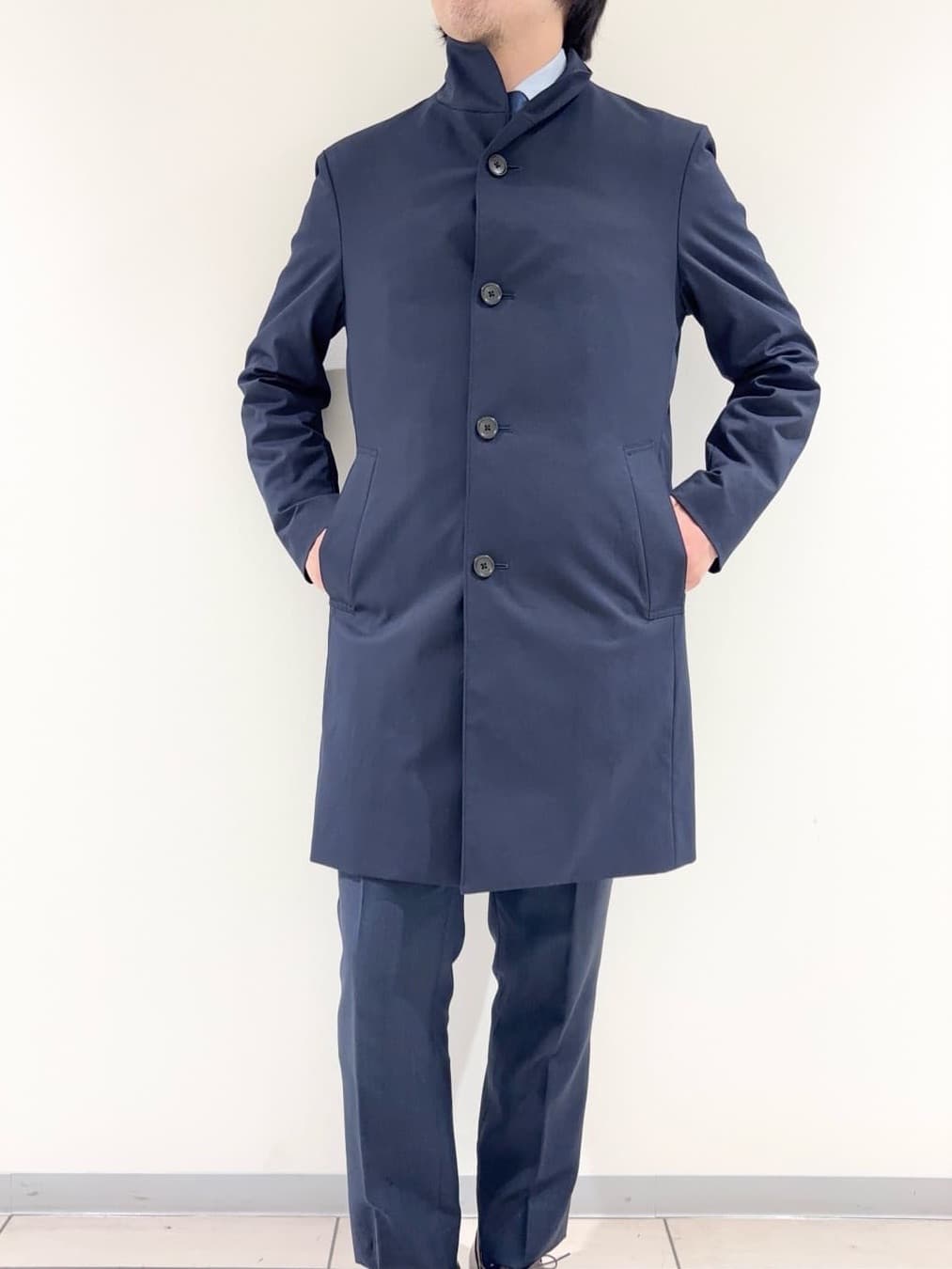 及川さんの「TAKEO KIKUCHI｜【Three by Three】シャイニーシャークピンヘッド スーツ/3ピース対応可」を使ったコーディネート