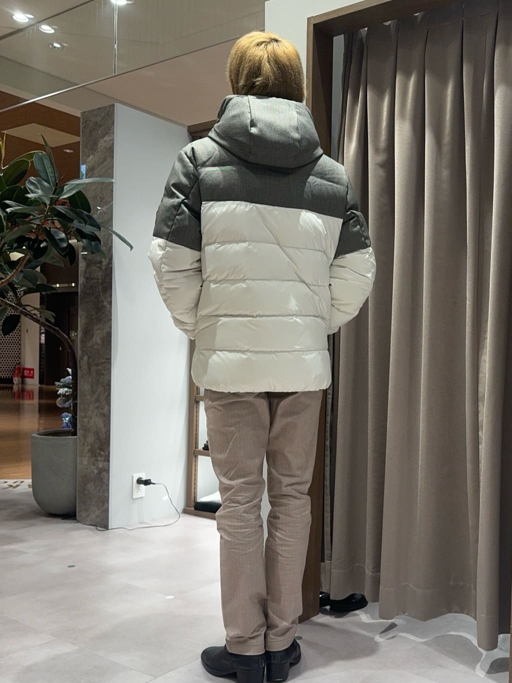 ゆうさんの「TAKEO KIKUCHI｜【Made in JAPAN】播州織 ヘリンボン ストレート パンツ」を使ったコーディネート