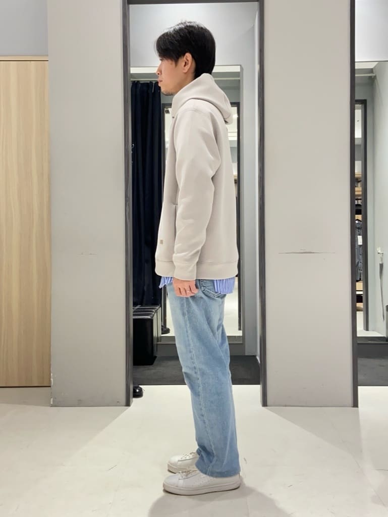 わいずみさんの「TAKEO KIKUCHI｜アンティーク調レザー 2つ折り財布」を使ったコーディネート