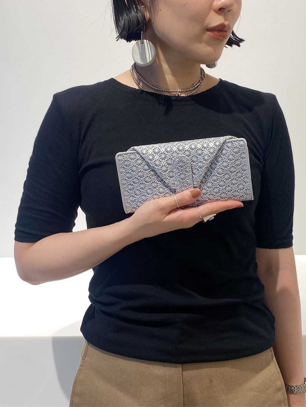 Uさんの「HIROKO HAYASHI｜GIRASOLE（ジラソーレ）長財布ミニ」を使ったコーディネート