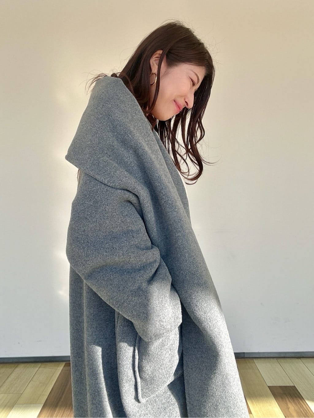 M. さんの「OPAQUE.CLIP｜◆《7color》ふわふわVネックニット【洗濯機洗い可】」を使ったコーディネート