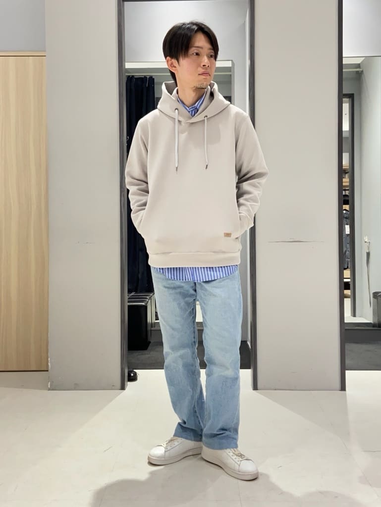 わいずみさんの「TAKEO KIKUCHI｜アンティーク調レザー 2つ折り財布」を使ったコーディネート