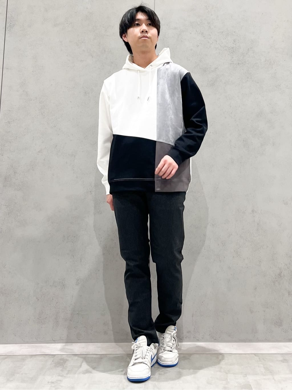 SHI-MAさんの「THE SHOP TK｜【オールシーズン穿ける！】7DAYSストレッチへリンボンパンツ　ON&hArr;OFF兼用」を使ったコーディネート