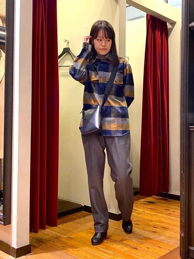 かわぴーさんの「TAKEO KIKUCHI｜【DOWN FABRIC】ダウンファブリック ドレスパンツ / セットアップ対応」を使ったコーディネート