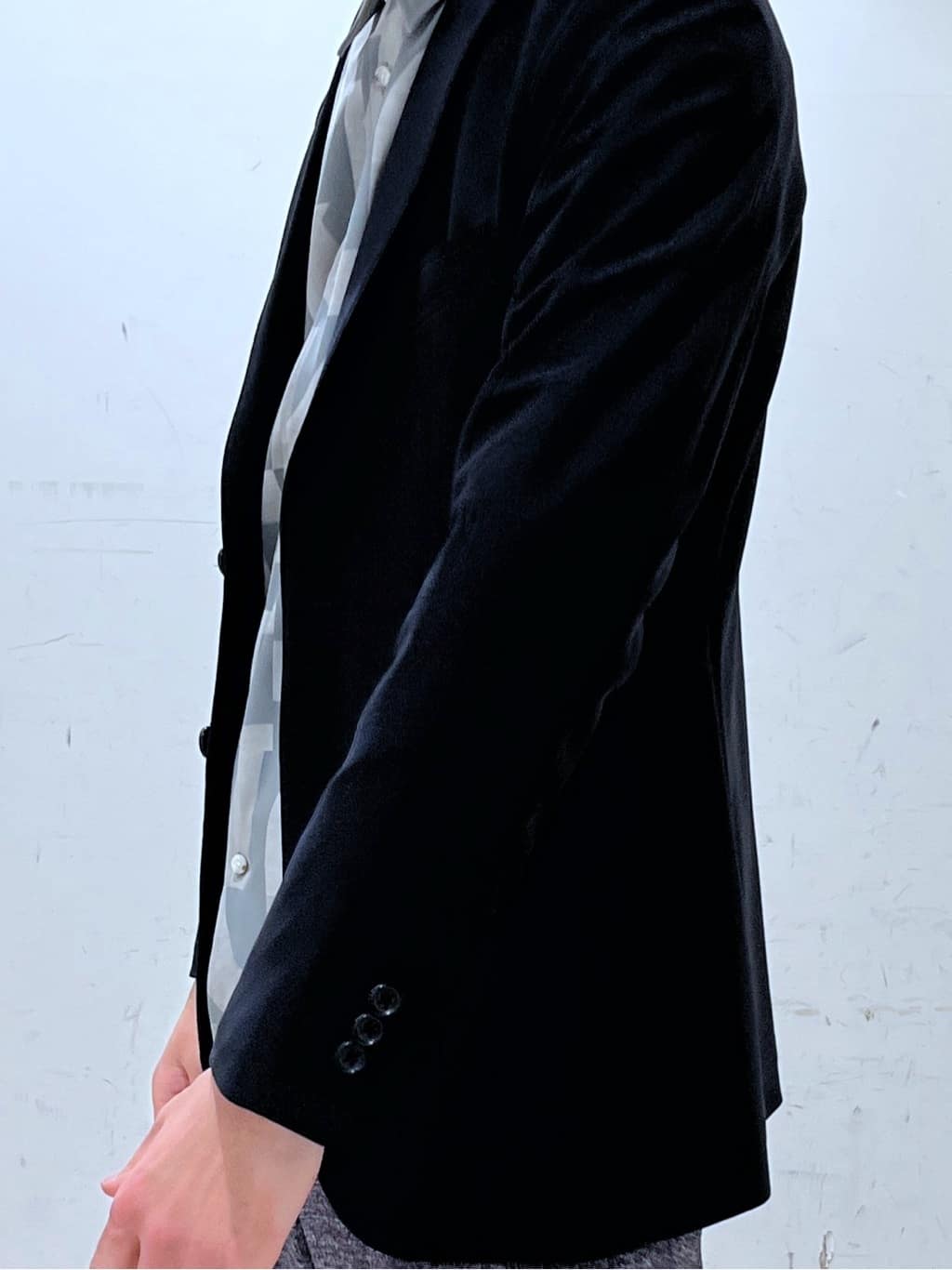 mutoさんの「TAKEO KIKUCHI｜【ONOFF対応】TRダブルニット ストレッチパンツ」を使ったコーディネート
