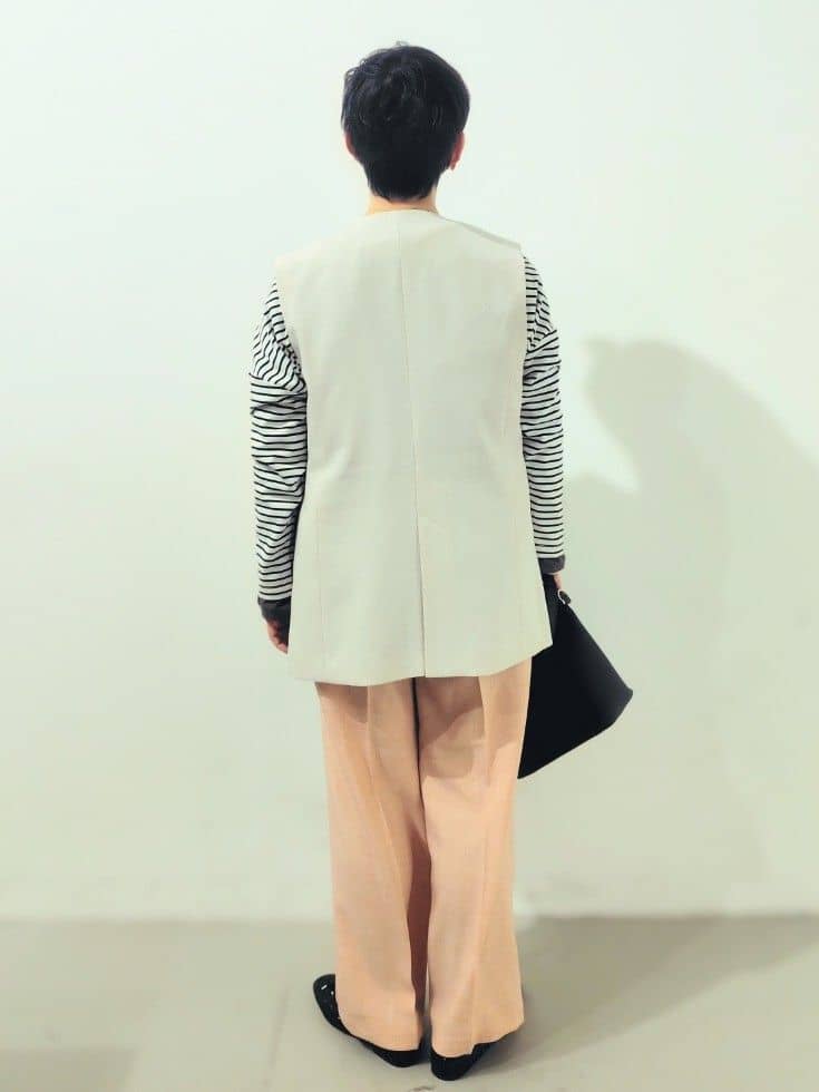 kodamaさんの「THE SHOP TK｜◆【セットアップ可】リサイクルシャークスキンジレ/洗える」を使ったコーディネート