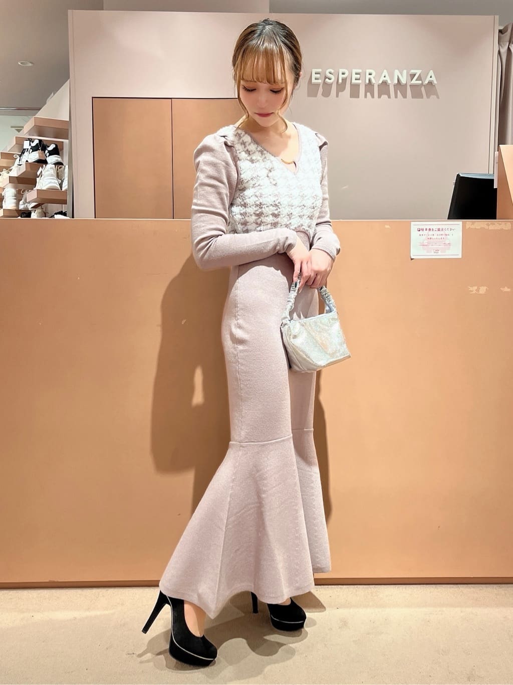 このかさんの「ESPERANZA｜2WAY超ハイヒール厚底パンプス」を使ったコーディネート