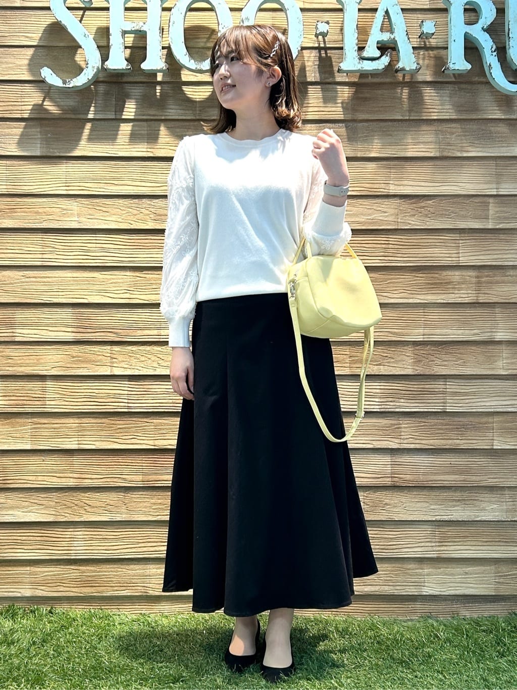 akariさんの「SHOO･LA･RUE｜◆【S-LL】大人のための ノーカラーデニムジャケット」を使ったコーディネート