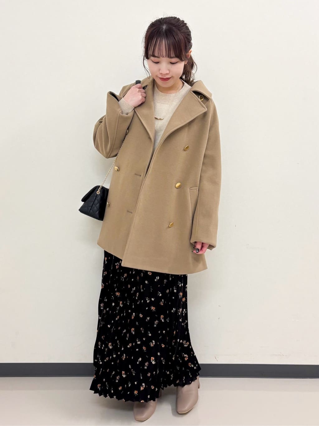 momoさんの「grove｜◆【雑誌掲載】カクシボフラップベルトショルダー【入卒対応可】」を使ったコーディネート
