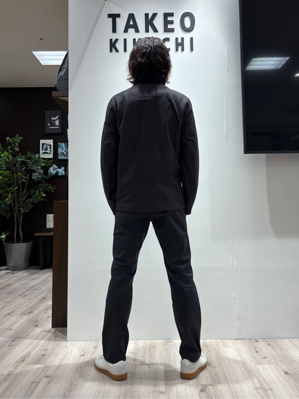 Kaiさんの「TAKEO KIKUCHI｜【全7サイズ&times;8色展開！】トップマルチヘリンボン パンツ」を使ったコーディネート