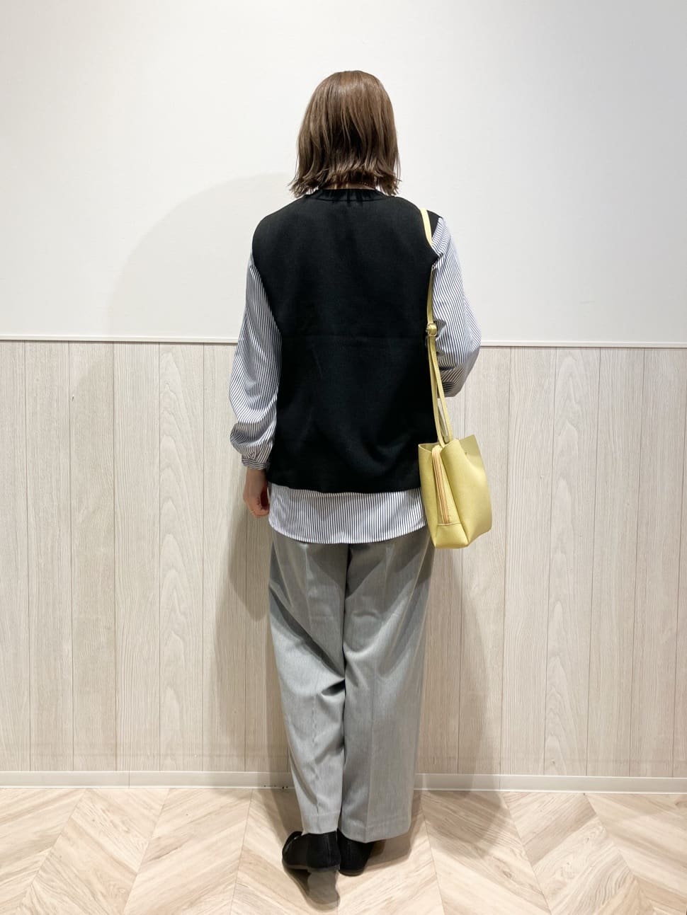shokoさんの「SHOO･LA･RUE｜◆【S-LL/2点セット】着回し自在 ニットベスト＋フレアブラウス」を使ったコーディネート