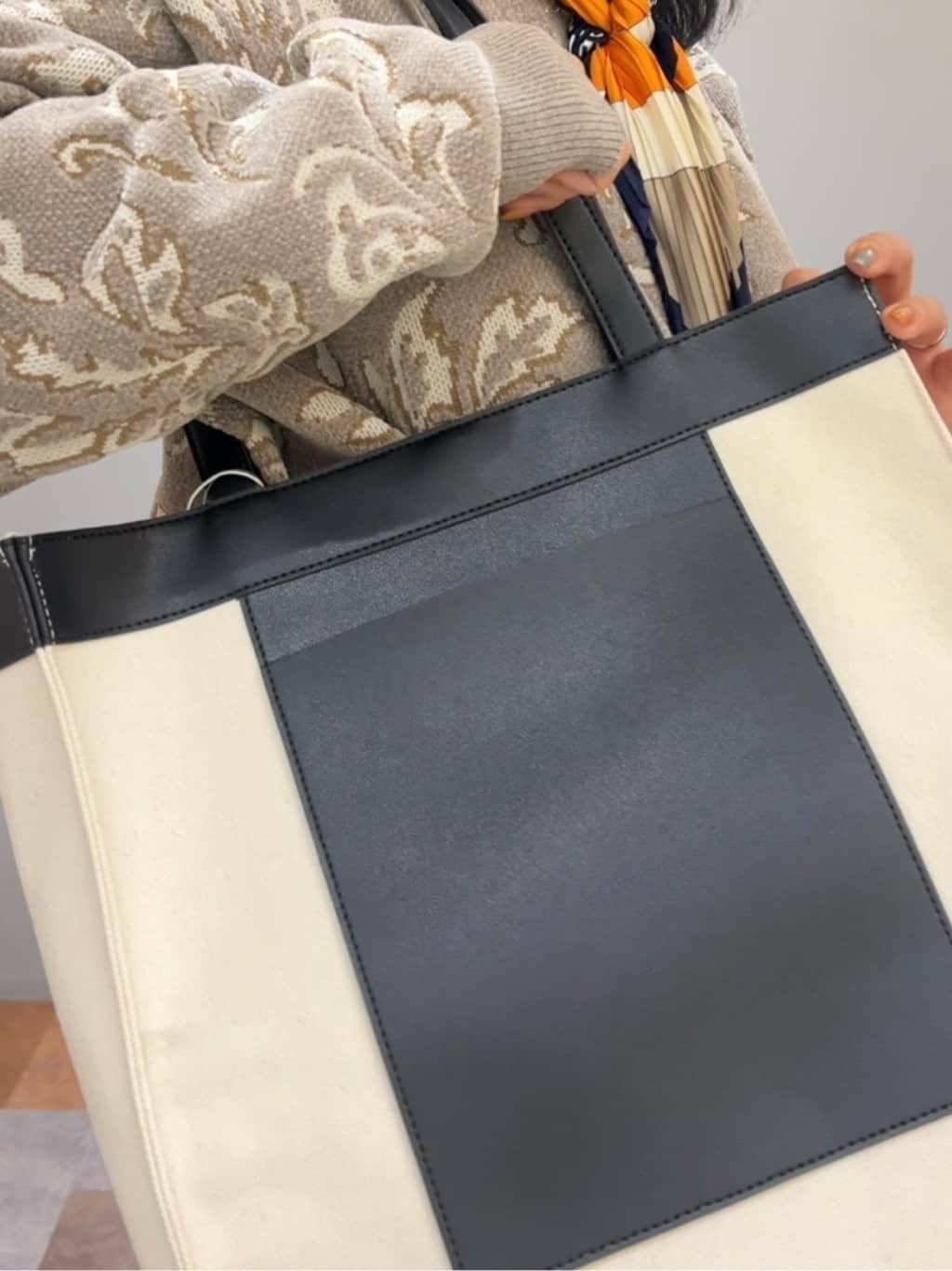 ひらのみさんの「THE SHOP TK｜◆ジャカード モールニット カーディガン」を使ったコーディネート