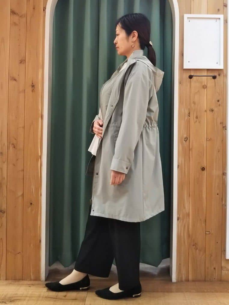 ショーコラさんの「SHOO･LA･RUE｜◆【撥水/防花粉/S-LL】ライナー付き ミリタリーフーデッドコート」を使ったコーディネート