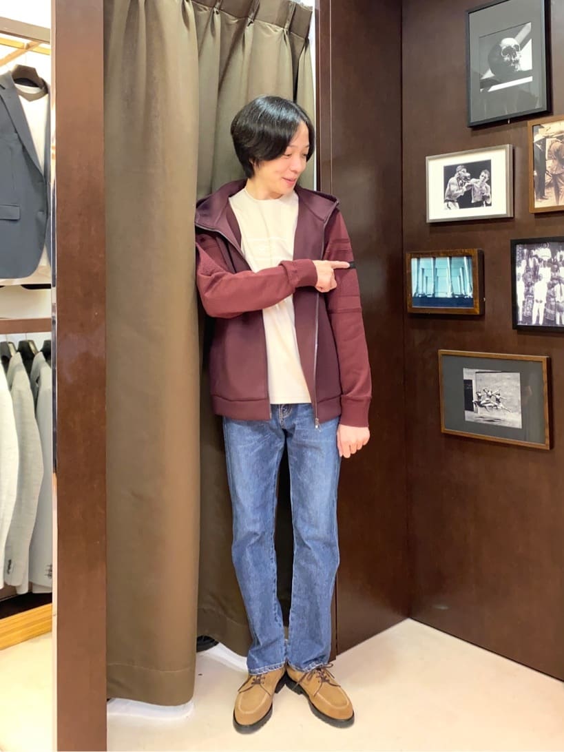 コバヤシさんの「TAKEO KIKUCHI｜【モンスターストレッチ】日本製 ウォッシュド デニムパンツ」を使ったコーディネート