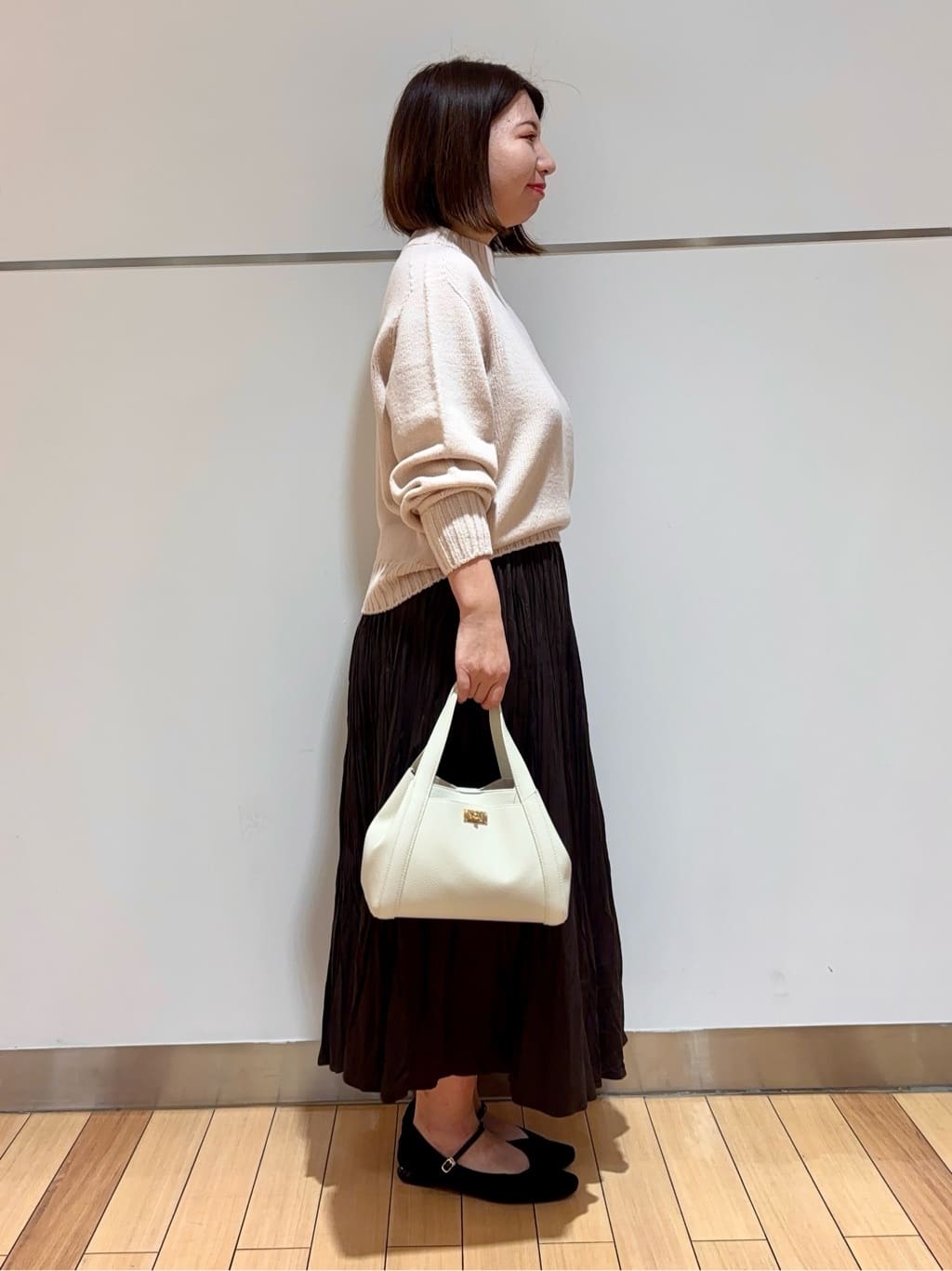 MIKIKOさんの「UNTITLED｜◆ミニマルトート」を使ったコーディネート