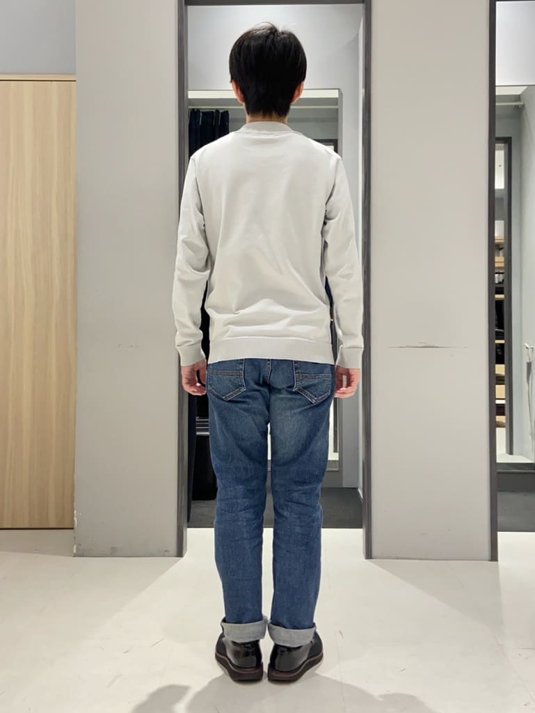 わいずみさんの「TAKEO KIKUCHI｜【モンスターストレッチ】日本製 ウォッシュド デニムパンツ」を使ったコーディネート