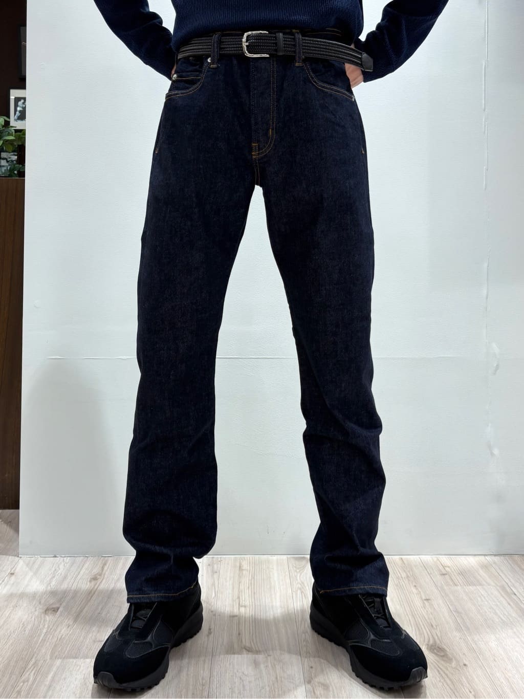 Kaiさんの「TAKEO KIKUCHI｜【モンスターストレッチ】日本製 ワンウォッシュ デニムパンツ」を使ったコーディネート