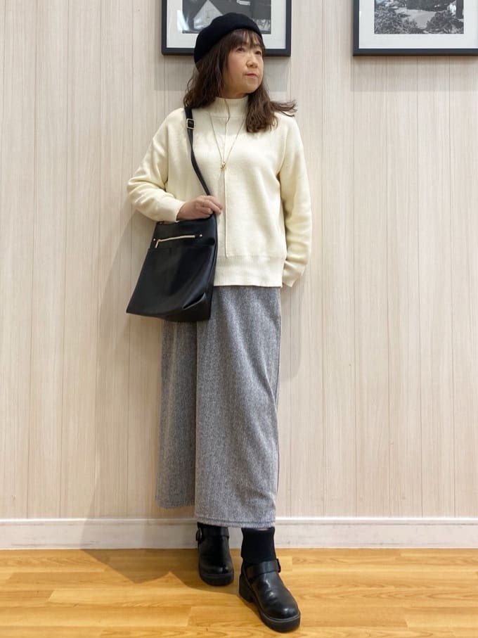 natsuさんの「SHOO･LA･RUE｜◆【洗える/ちくちくしにくい/静電気軽減】スウェットライク ハイネックニット」を使ったコーディネート