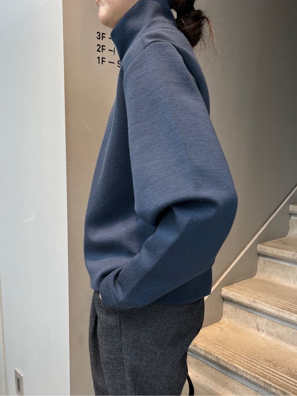 神野（jinno）さんの「TAKEO KIKUCHI｜【多機能・軽量】シャドーライン ボディバッグ」を使ったコーディネート