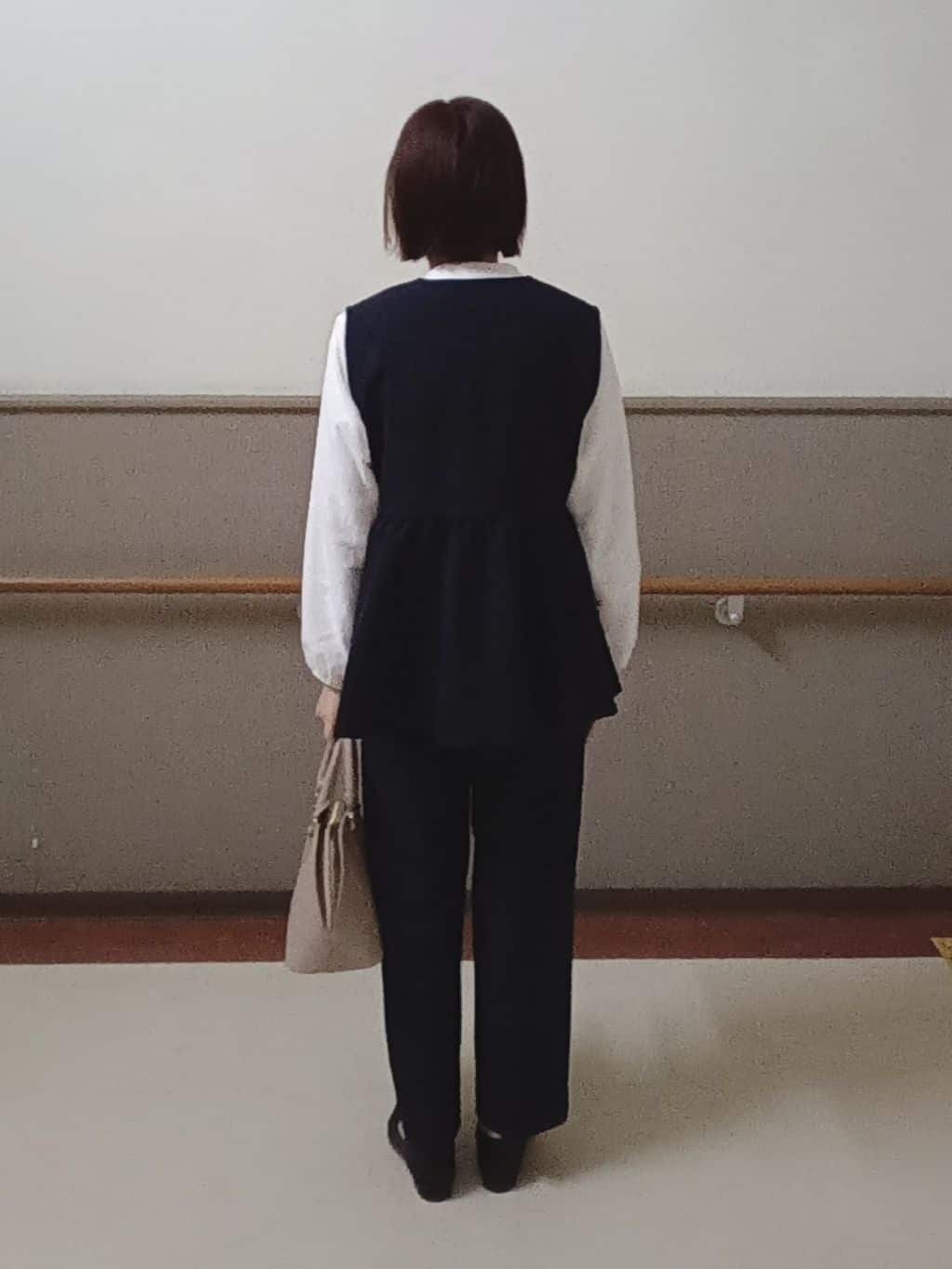 hamさんさんの「THE SHOP TK｜◆【ONOFF活躍/セレモニー/通勤】カットジャカードペプラムブラウス/洗える」を使ったコーディネート