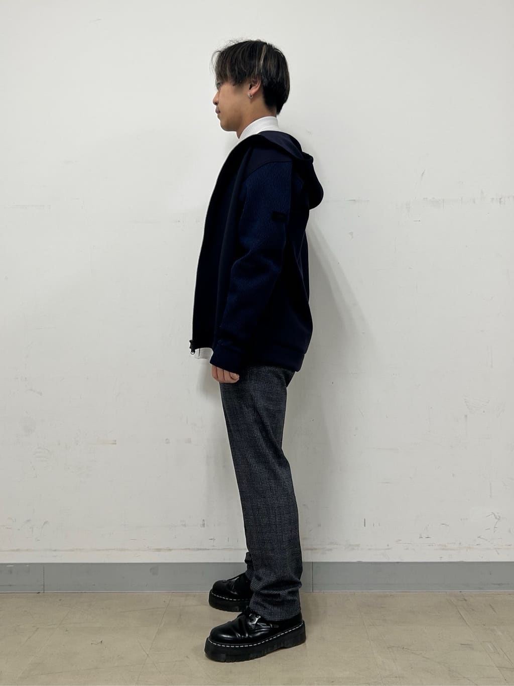 Hiroさんの「TAKEO KIKUCHI｜【抗菌防臭/シーズンレス】シアサッカー ジャージシャツ」を使ったコーディネート