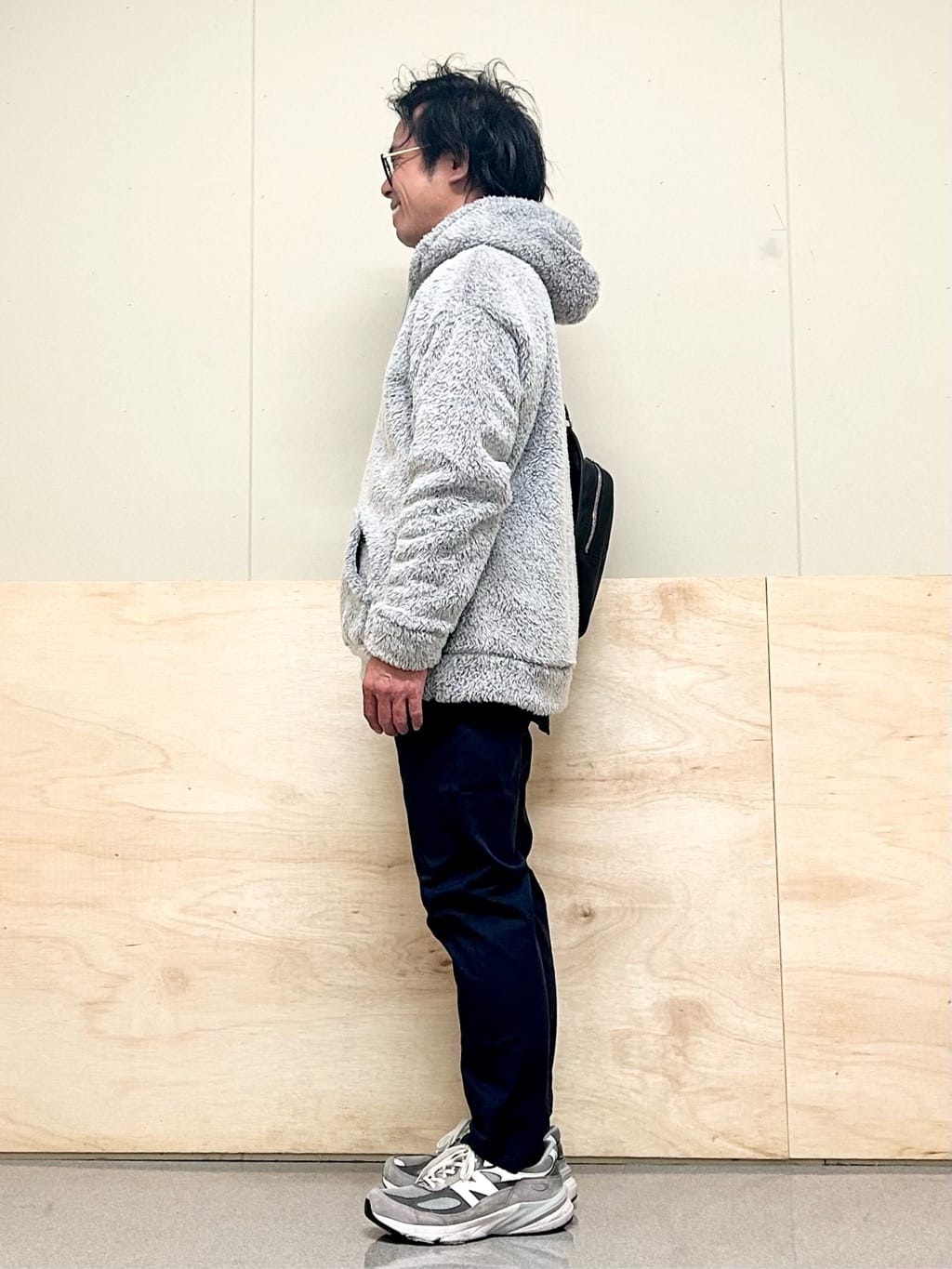 KENJI Iさんの「THE SHOP TK｜サフィアーノ切替えボディバック」を使ったコーディネート