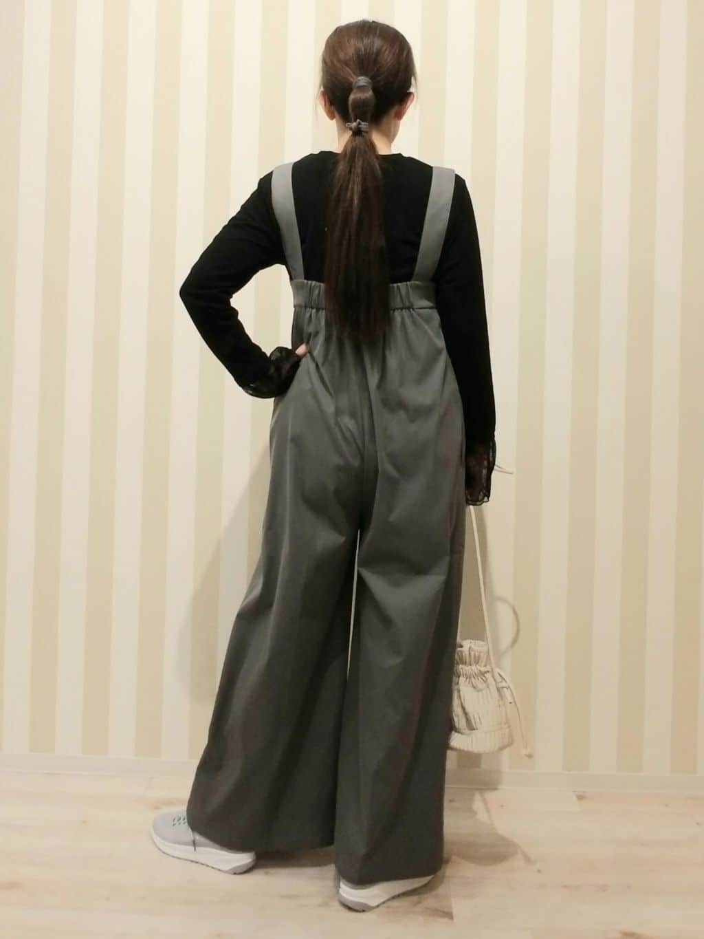 nonaさんの「SHOO･LA･RUE｜◆【S-LL】重ね着コーデで差をつける お袖チュールリブトップス」を使ったコーディネート