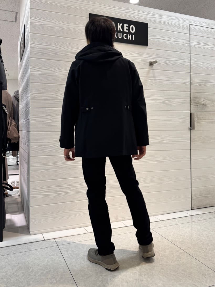 井出恭輔さんの「TAKEO KIKUCHI｜【Sサイズ～】ストレッチ デニム パンツ」を使ったコーディネート