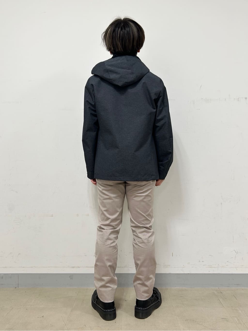 Hiroさんの「TAKEO KIKUCHI｜【抗菌防臭/シーズンレス】シアサッカー ジャージシャツ」を使ったコーディネート