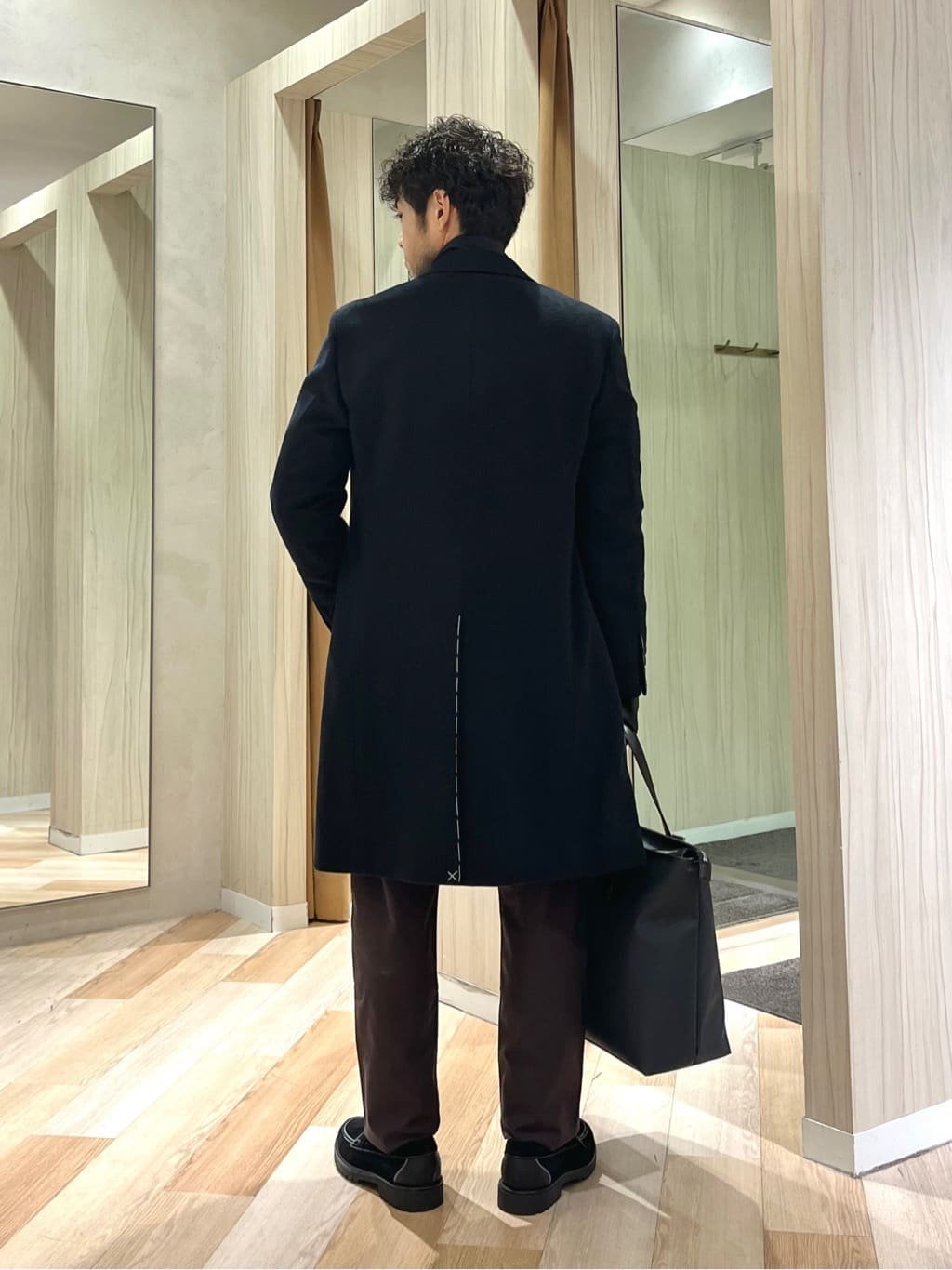 URAさんの「TAKEO KIKUCHI｜ウールカシミヤブレンド チェスターコート」を使ったコーディネート