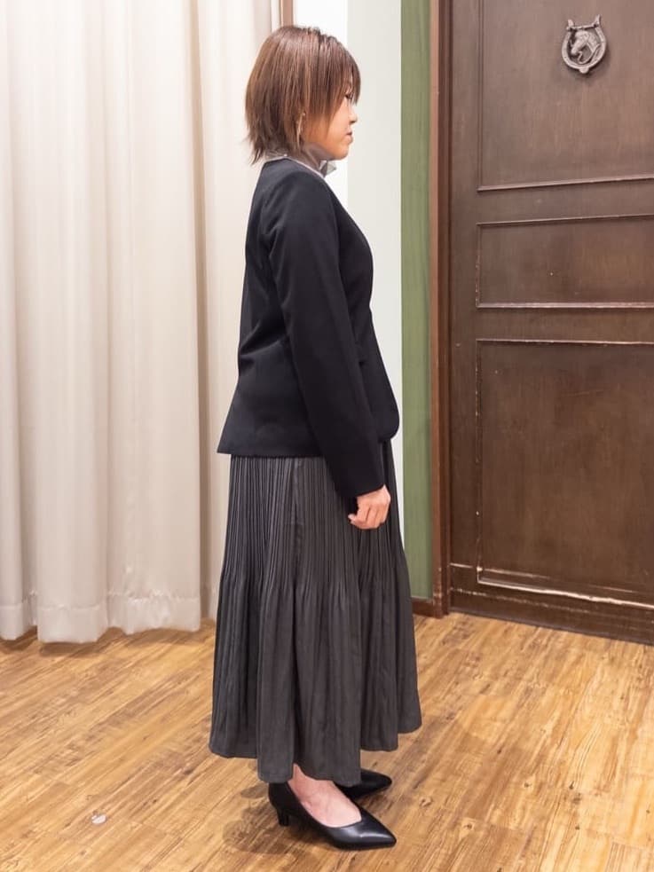みかりん さんの「SHOO･LA･RUE｜◆【洗える/S-3L/セットアップ可】セレモニーや通勤に カットジョーゼット Vネックジャケット」を使ったコーディネート