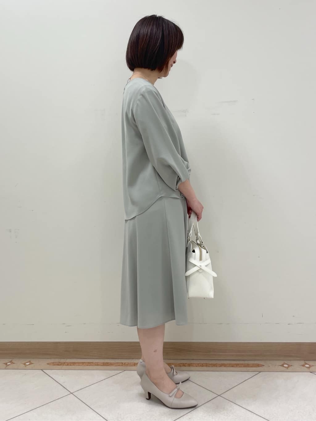 hanaさんの「Reflect｜◆【セットアップ可能】バックサテンブラウス」を使ったコーディネート