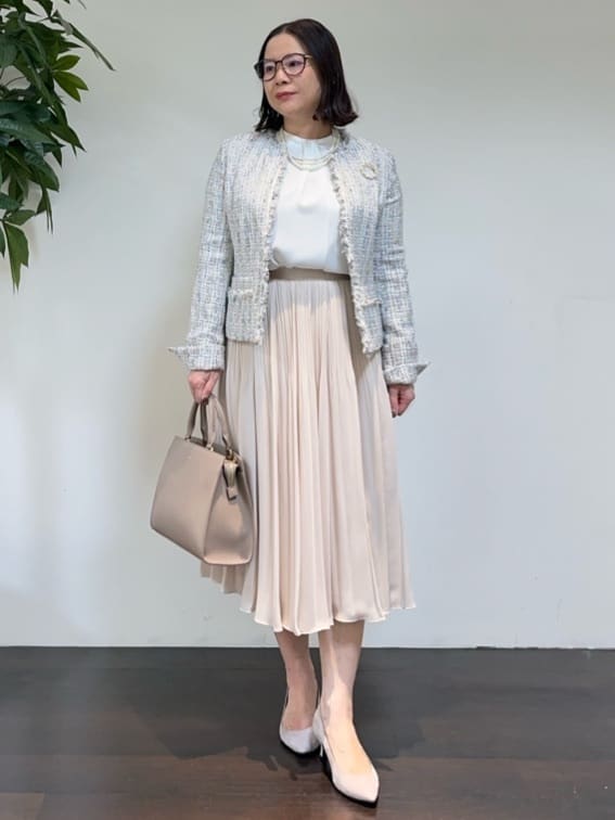 Asamiさんの「UNTITLED｜【セレモニー対応】ビジューブローチセット」を使ったコーディネート
