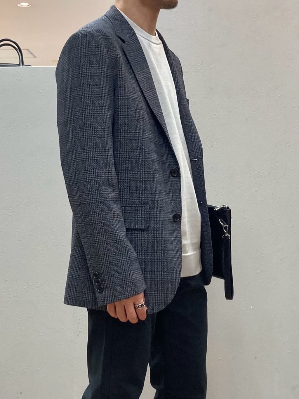 シュンさんの「TAKEO KIKUCHI｜【Made in JAPAN】播州織 ストレッチ パンツ」を使ったコーディネート