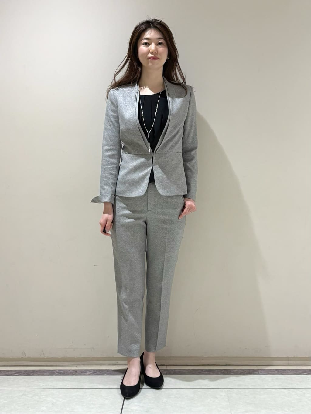 sakiさんの「COUP DE CHANCE｜【洗える／日本製／通勤】タックブラウス」を使ったコーディネート