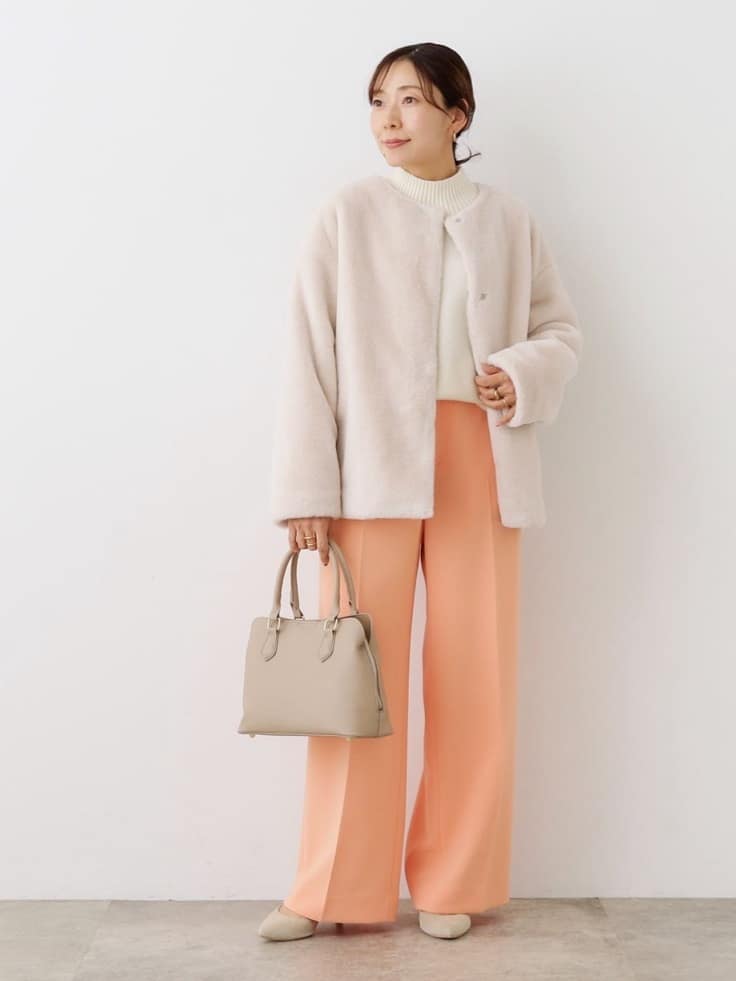 YUさんの「INDIVI｜◆【復活！褒められパンツ】ストレッチ ワイドパンツ」を使ったコーディネート