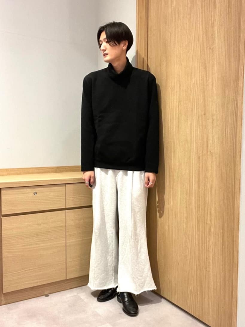 Seiyaさんの「TAKEO KIKUCHI｜【ウールカシミヤブレンド】ビーバー調 スタンドカラー コート」を使ったコーディネート