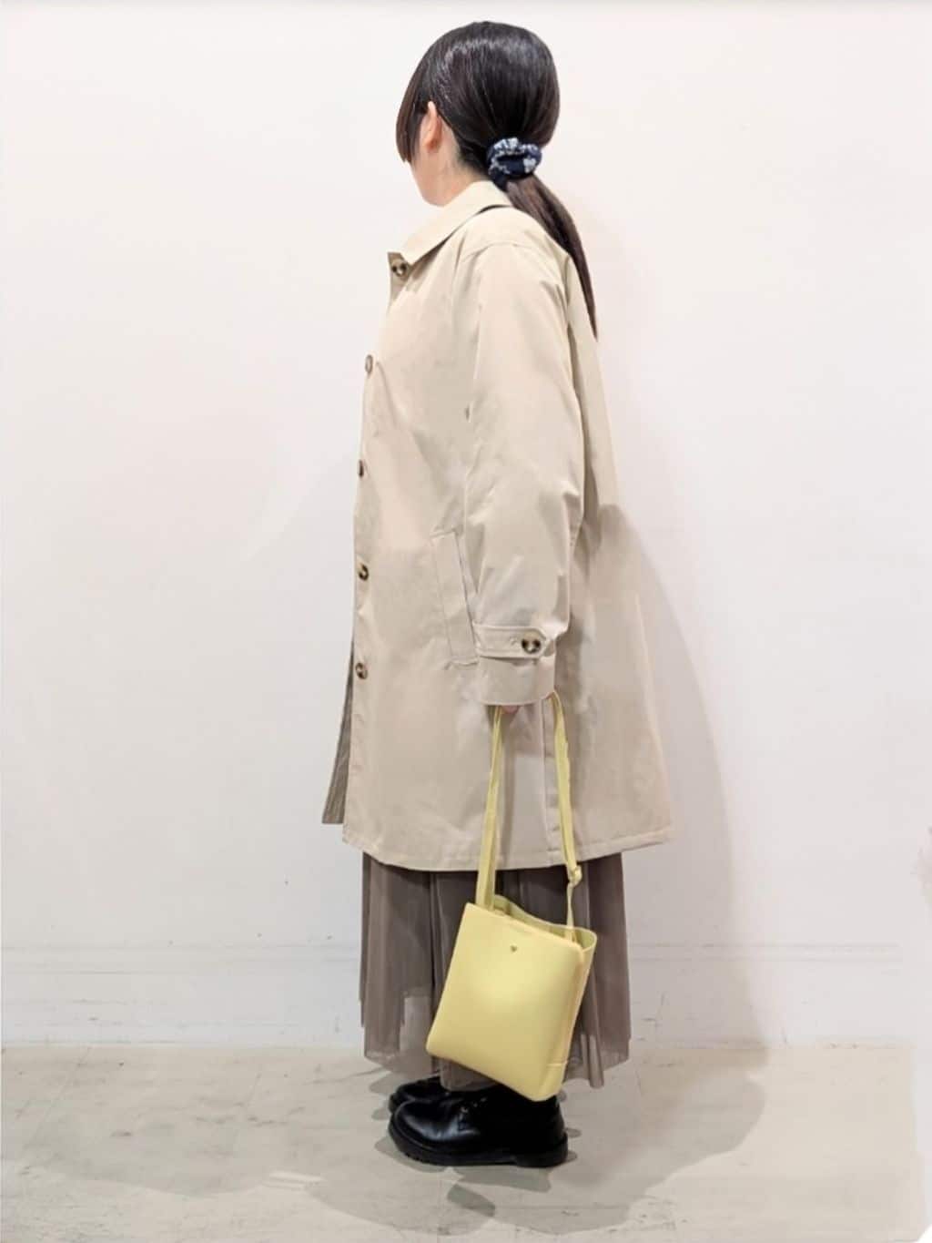 たぼく。さんの「SHOO･LA･RUE｜◆【S-LL/撥水/防花粉】オンにもオフにも ステンカラーコート」を使ったコーディネート