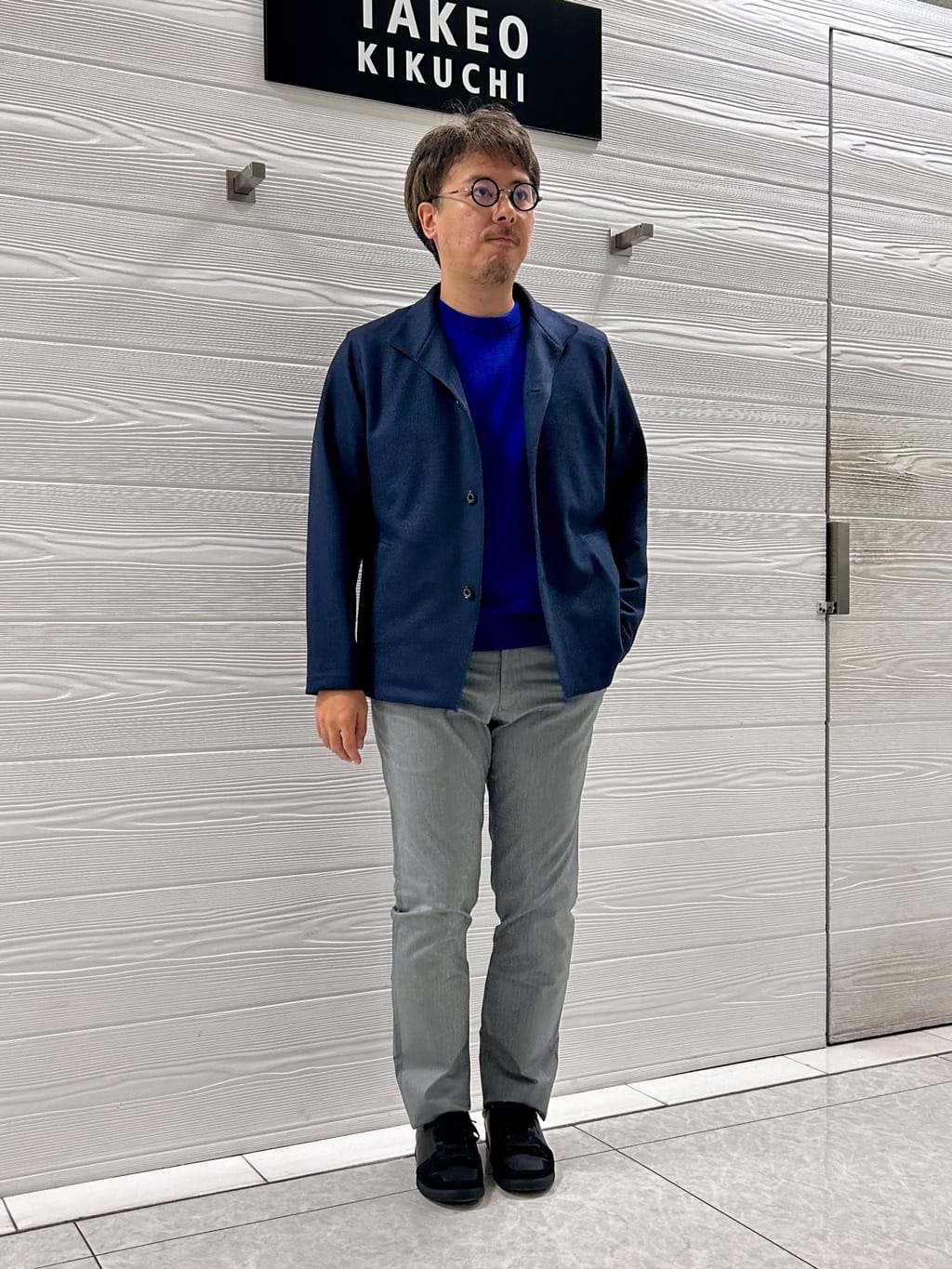 すーさんの「TAKEO KIKUCHI｜【全7サイズ&times;8色展開！】トップマルチヘリンボン パンツ」を使ったコーディネート