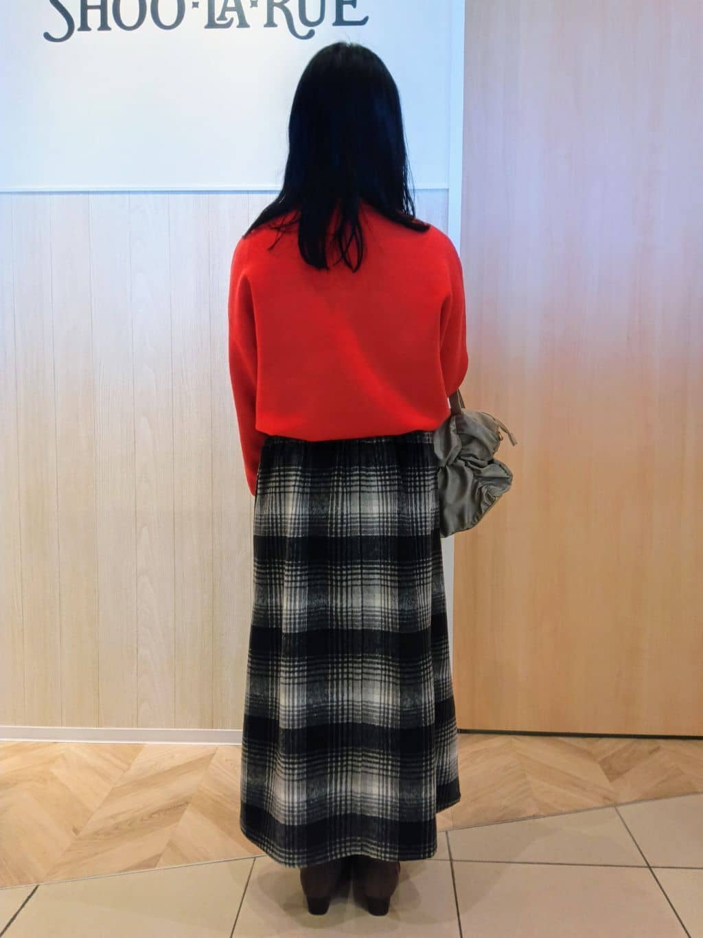 yuriさんの「SHOO･LA･RUE｜◆【洗える/ちくちくしにくい/静電気軽減】スウェットライク ハイネックニット」を使ったコーディネート