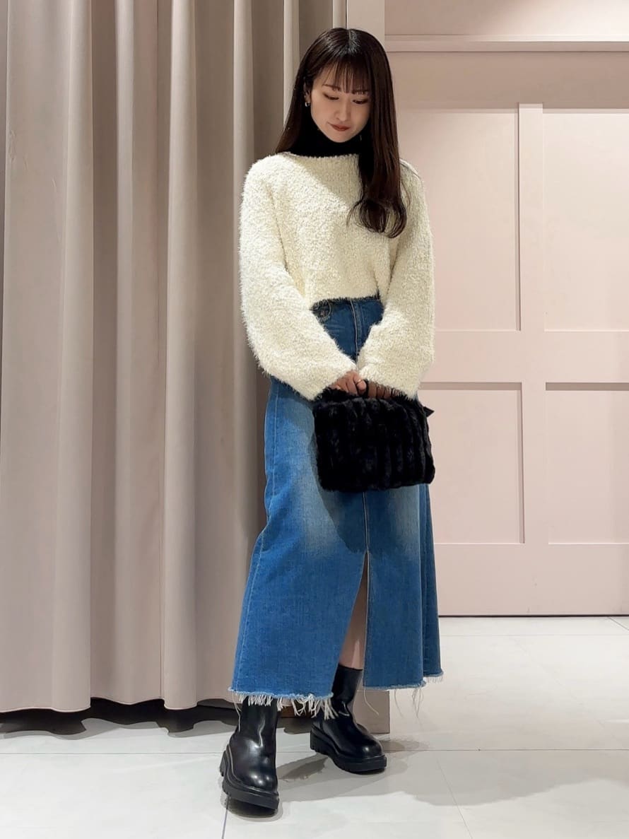 RINAさんの「ESPERANZA｜2WAY トート ショルダーバッグ ファー」を使ったコーディネート