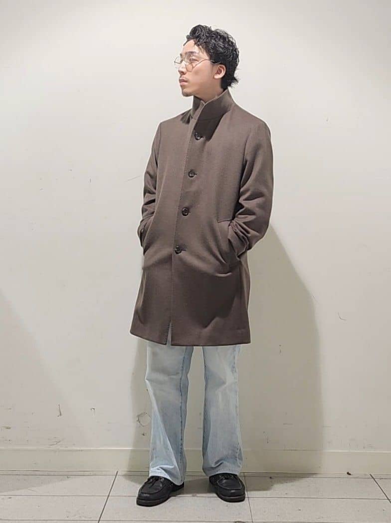 Maedaさんの「TAKEO KIKUCHI｜【ウールカシミヤブレンド】ビーバー調 スタンドカラー コート」を使ったコーディネート