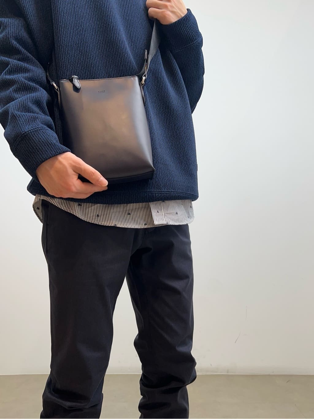 SHOSEIさんの「TAKEO KIKUCHI｜ハットモチーフ ジャカード ストライプ シャツ」を使ったコーディネート