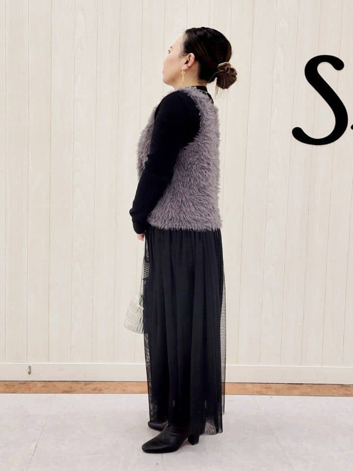 nanahachiさんの「SHOO･LA･RUE｜◆【セレモニーからデイリーまで】女性らしさあふれる チュールスカート」を使ったコーディネート