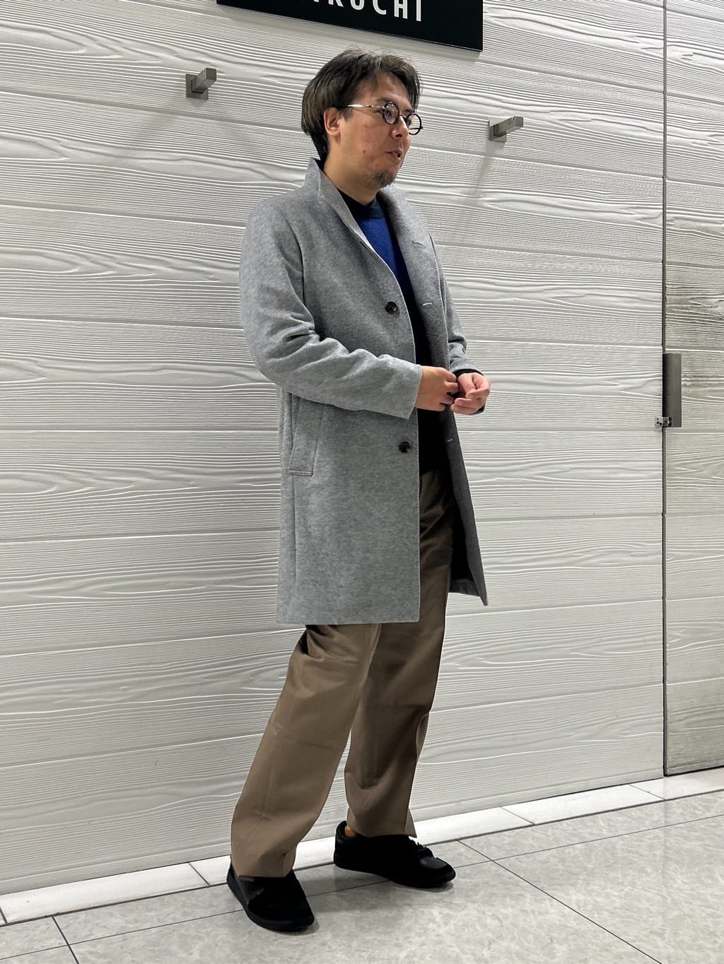 すーさんの「TAKEO KIKUCHI｜【ウールカシミヤブレンド】ビーバー調 スタンドカラー コート」を使ったコーディネート