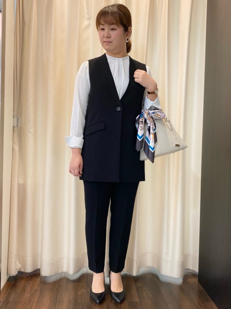 Ayaさんの「UNTITLED｜◆【セットアップ可能】カラーレスジレ」を使ったコーディネート