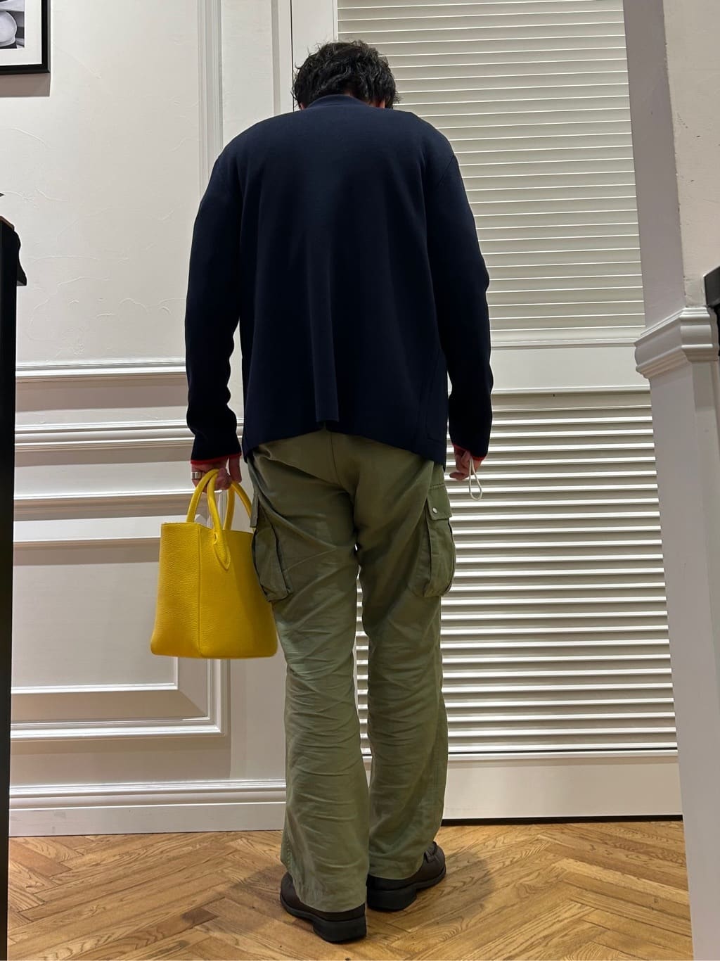 須田　慎二郎さんの「DRESSTERIOR｜【otonaMUSE5月号掲載/日本製】シュリンクレザーミニトート」を使ったコーディネート