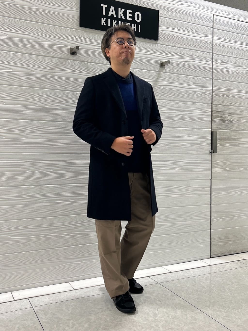 すーさんの「TAKEO KIKUCHI｜ウールカシミヤブレンド チェスターコート」を使ったコーディネート