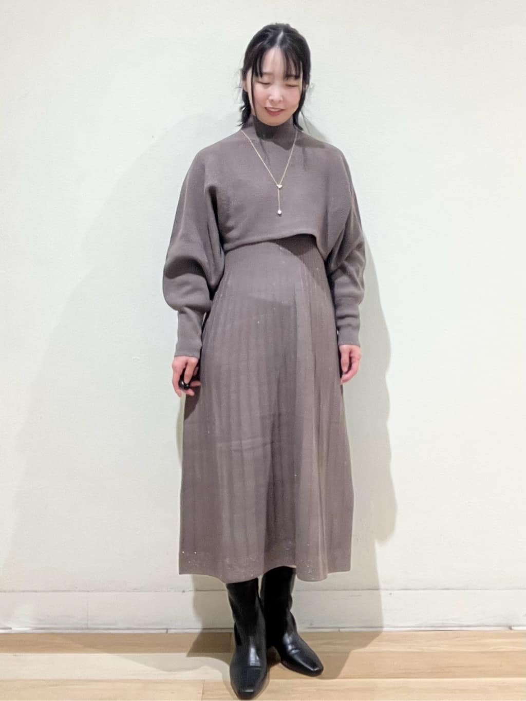 T.eさんの「OPAQUE.CLIP｜◆【長さ調節可能】フェイクパールスライドネックレス」を使ったコーディネート